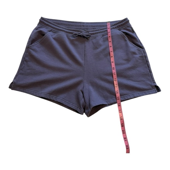 Eddie Bauer Women's Cozy Camp Fleece Shorts | Purple | Size XL - Picture 7 of 9